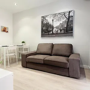 Ma22 - Ma22 - Apartment In Sants Communal Terrace , Barcelona Spain